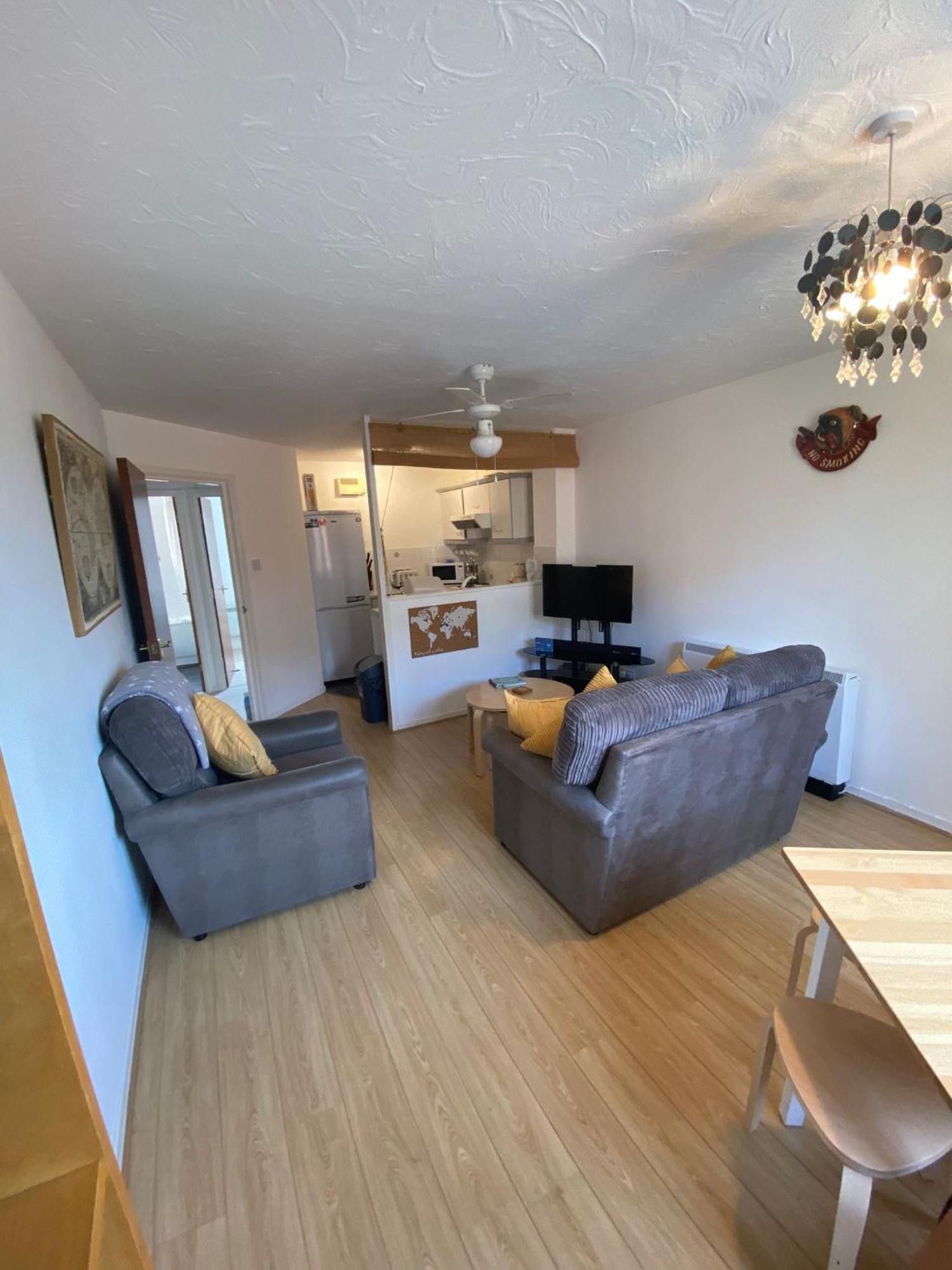 Cardiff Bay Apartment Extérieur photo